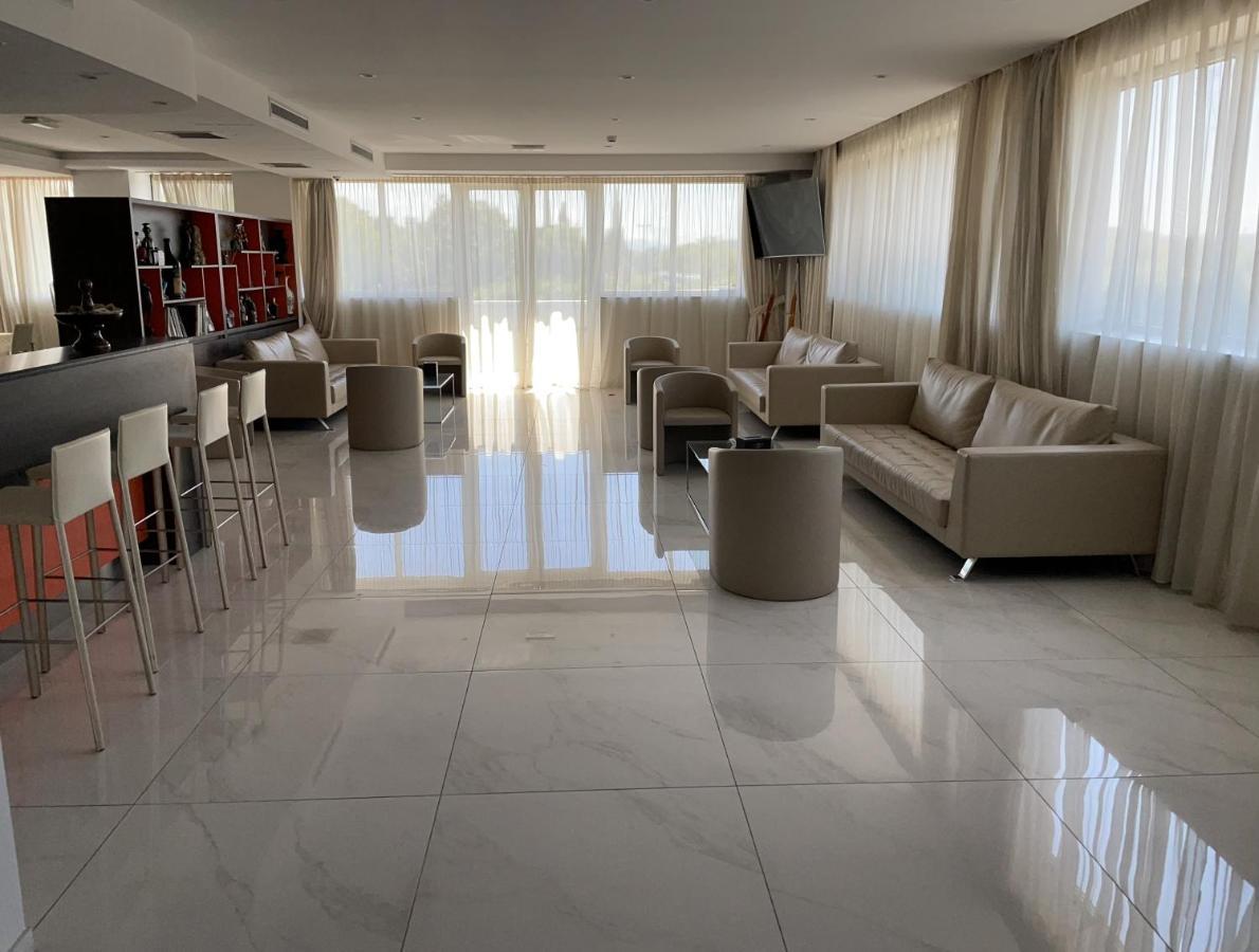 Hotelluxuryprato Экстерьер фото
