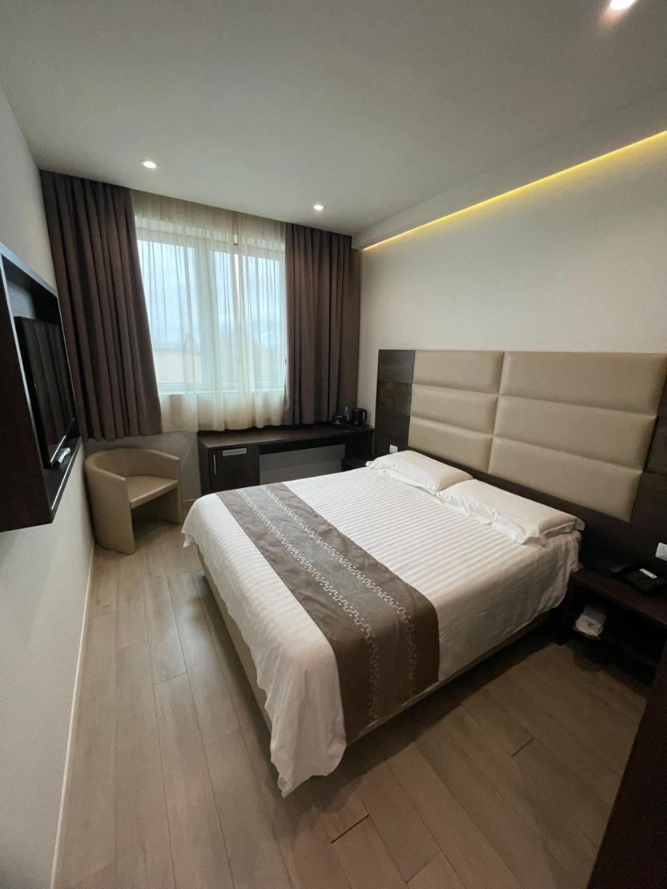 Hotelluxuryprato Экстерьер фото