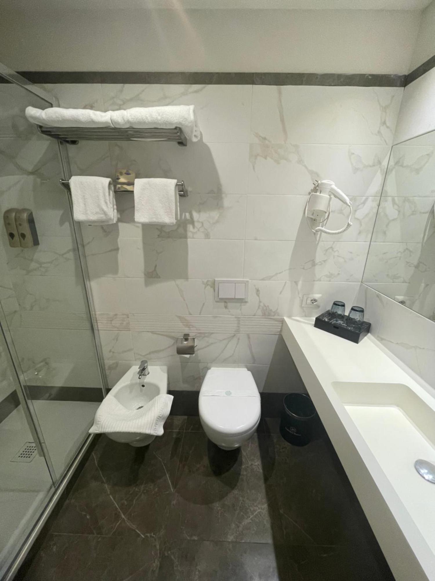 Hotelluxuryprato Экстерьер фото